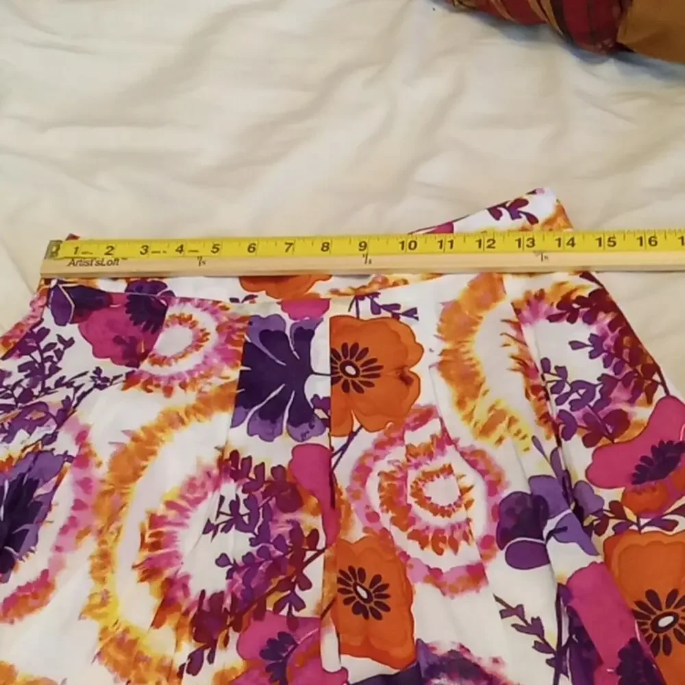 Byergirl Girls Floral XL(16) pleated Lined Skirt. Flowy, Boho, Carefree, Dressy